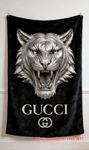 Gucci Tiger Head Fleece Throw blankets IMG_2694